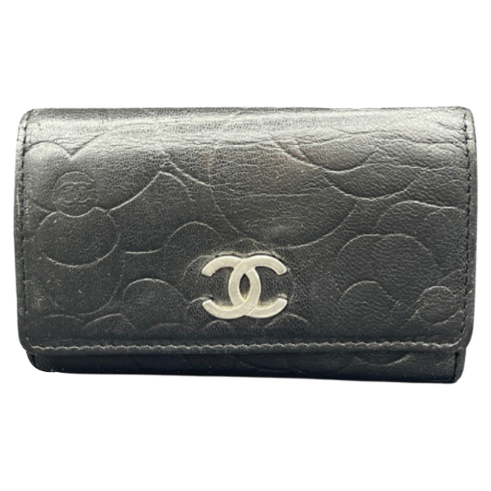 Chanel Täschchen/Portemonnaie aus Leder in Schwarz