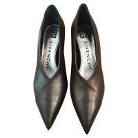 Givenchy Pumps/Peeptoes Leather in Black