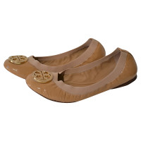 Tory Burch Slippers/Ballerinas Patent leather in Nude