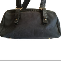 Yves Saint Laurent Handtasche aus Leinen in Schwarz