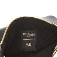 Balmain X H&M Pochette in Grün