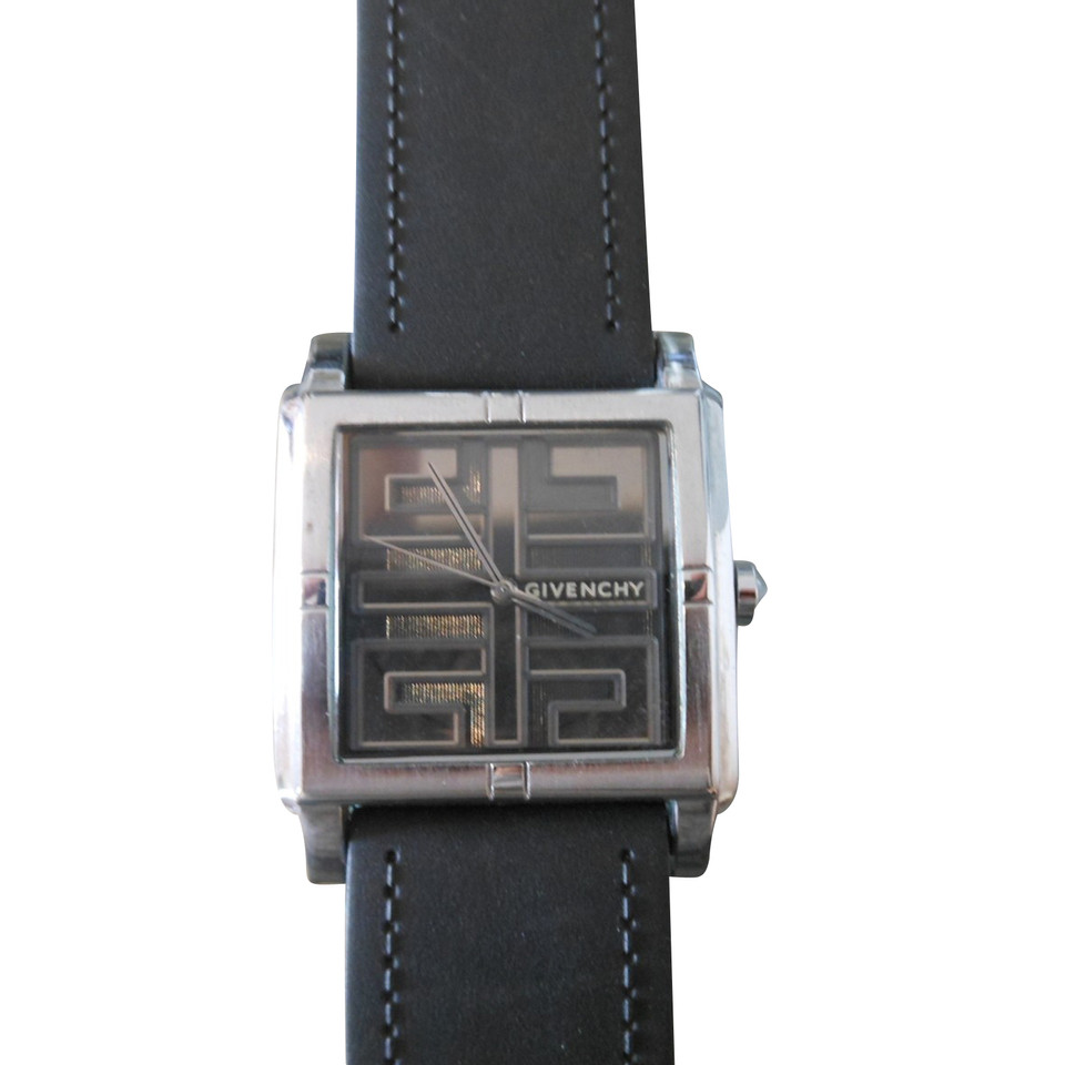 Givenchy Horloge in Zilverachtig