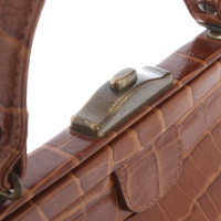 Russell & Bromley Handtasche aus Leder in Braun