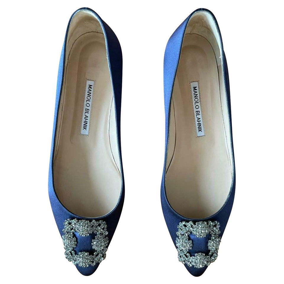 Manolo Blahnik Hangisi Zijde in Blauw