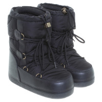 Moncler Snow boots in black