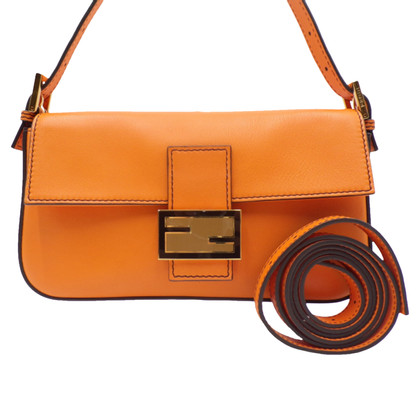 Fendi Baguette Bag Leather in Orange