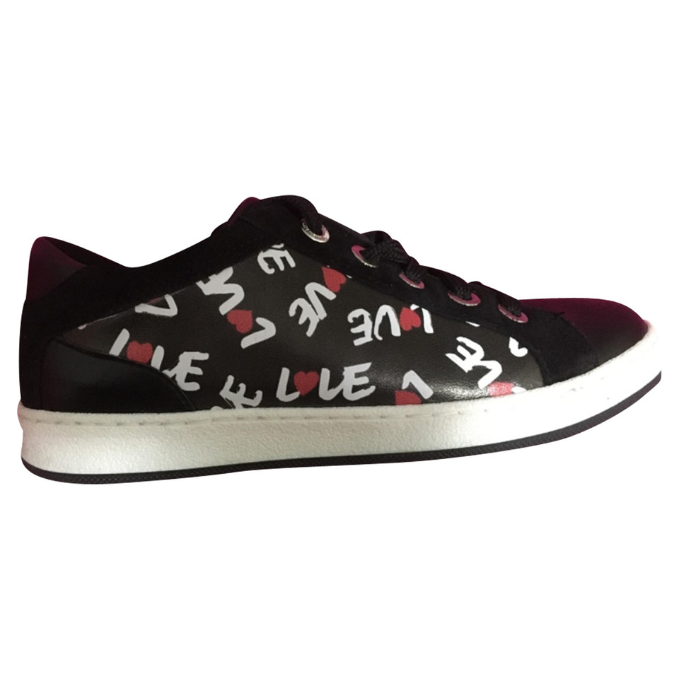 Moschino Love Sneakers aus Lackleder