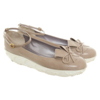 Viktor & Rolf Slippers/Ballerinas Patent leather in Taupe