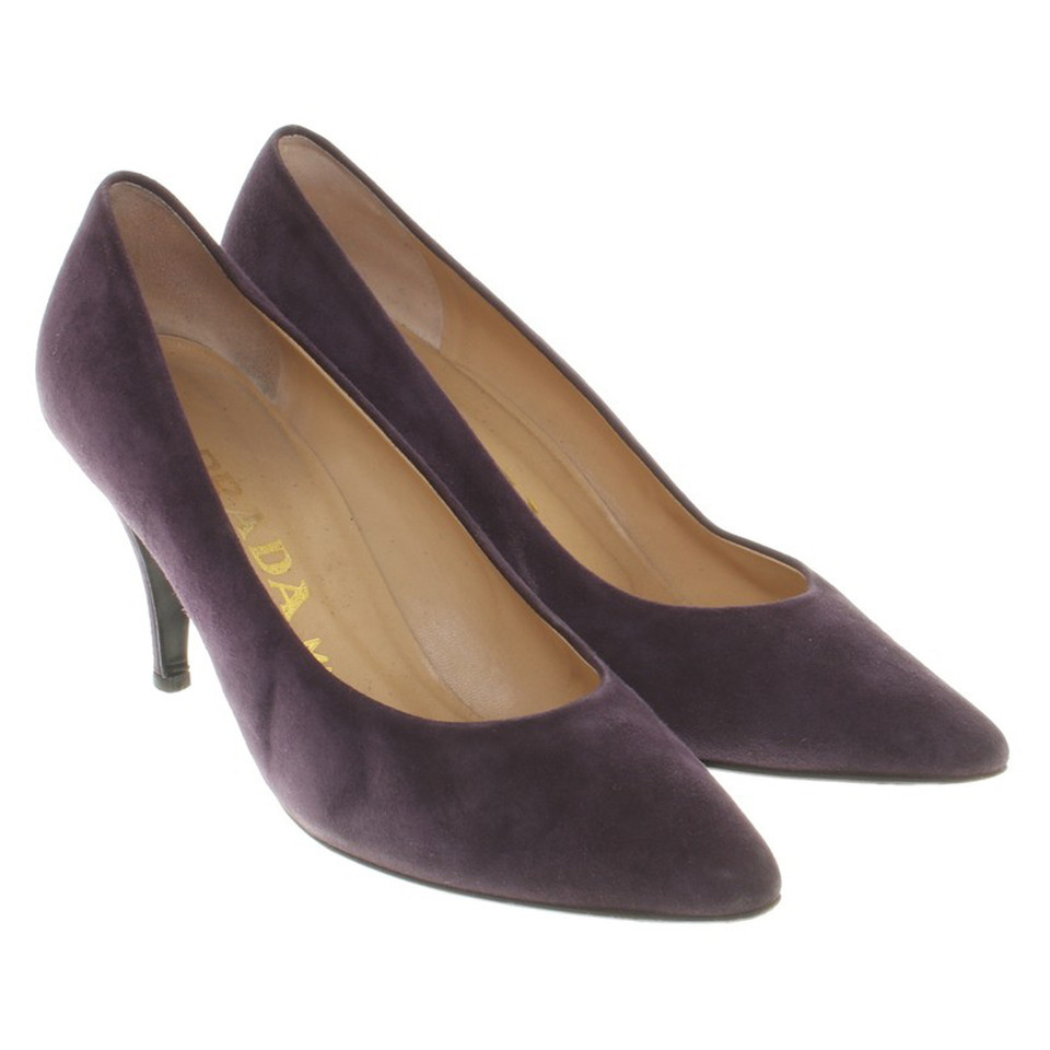 Prada pumps in violet