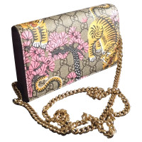 Gucci Tasche mit Kette