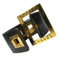 Chanel Deux bracelets de cuir large