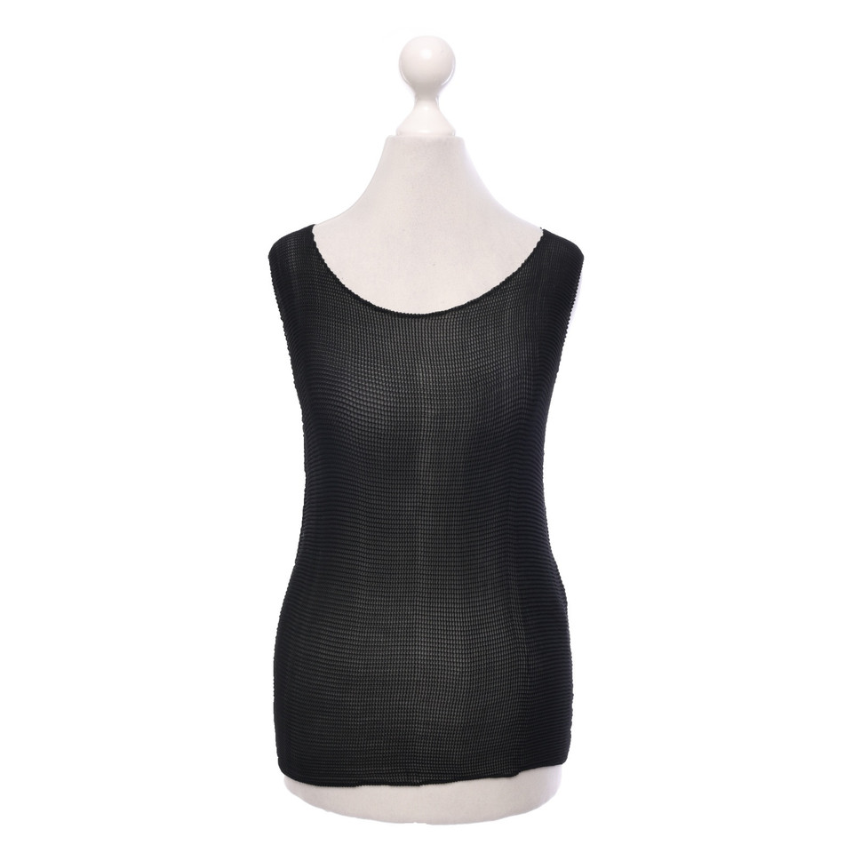 Issey Miyake Oberteil in Schwarz