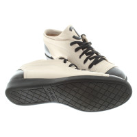 Chanel Sneakers in beige / zwart