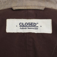 Closed Jacket in Beige
