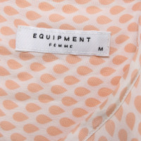 Equipment blouse en soie avec motif de points