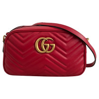 Gucci GG Marmont Small Shoulder Bag in Pelle in Rosso