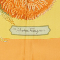 Salvatore Ferragamo Sjaal / zijden sjaal