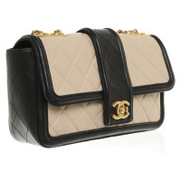 Chanel Flap Bag in Beige/Schwarz