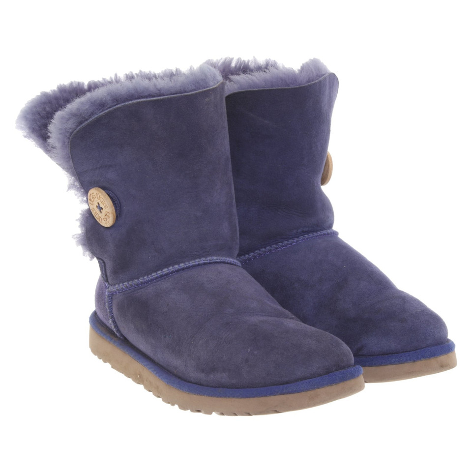 Ugg Australia Stiefeletten aus Wildleder in Violett