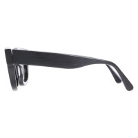 Acne Frame Sonnenbrille in Schwarz