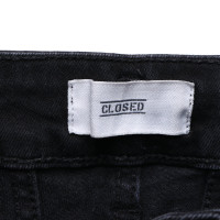 Closed High-Waist-Jeans in Grau-Schwarz