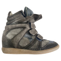 Isabel Marant Sneaker in Pelle scamosciata in Grigio