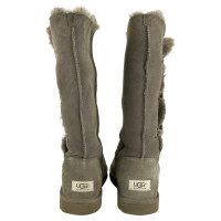 Ugg Australia "Bailey Button Triplet Boot"