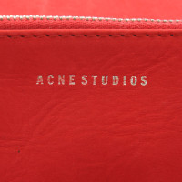 Acne clutch in rosso
