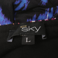 Sky top with graphic print