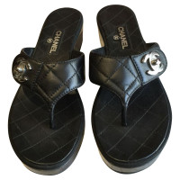 Chanel Sandals Leather in Black