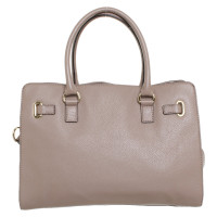 Michael Kors Handtasche aus Leder in Beige