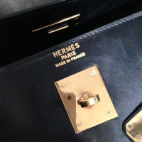 Hermès Kelly Bag 32 in Pelle in Nero