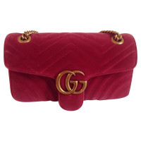 Gucci GG Marmont Velvet Shoulder Bag in Fuchsia