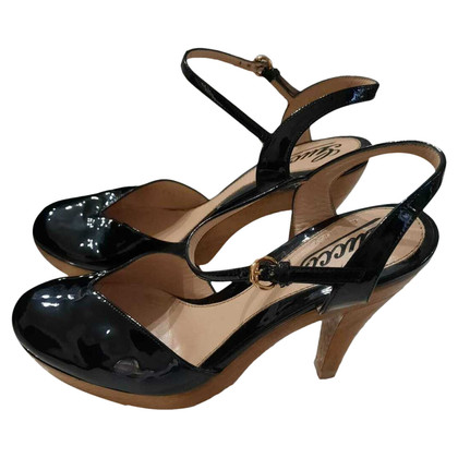 Gucci Sandalen Lakleer in Zwart