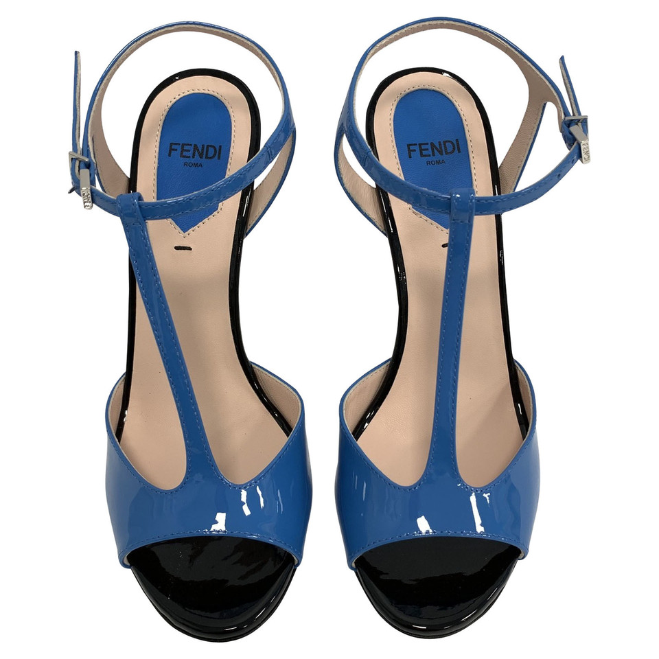 Fendi Sandals Patent leather in Blue