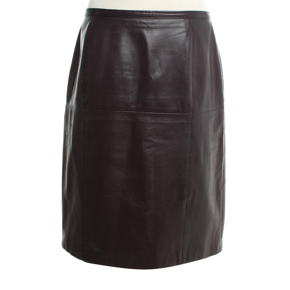 Iris Von Arnim Leather skirt in violet