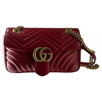 Gucci GG Marmont Flap Bag Normal en Cuir en Rouge