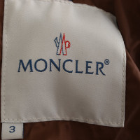 Moncler Jas/Mantel in Bruin