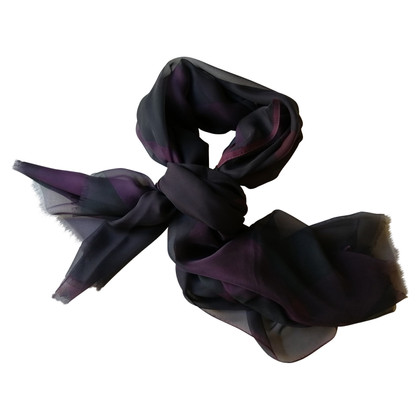 Burberry Scarf/Shawl Silk in Violet