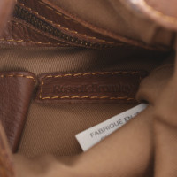 Russell & Bromley Handtasche aus Leder in Braun