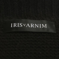 Iris Von Arnim Cardigan in black