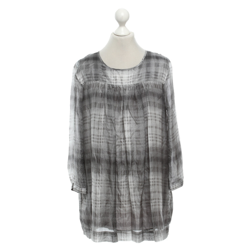 Burberry Top en Soie en Gris