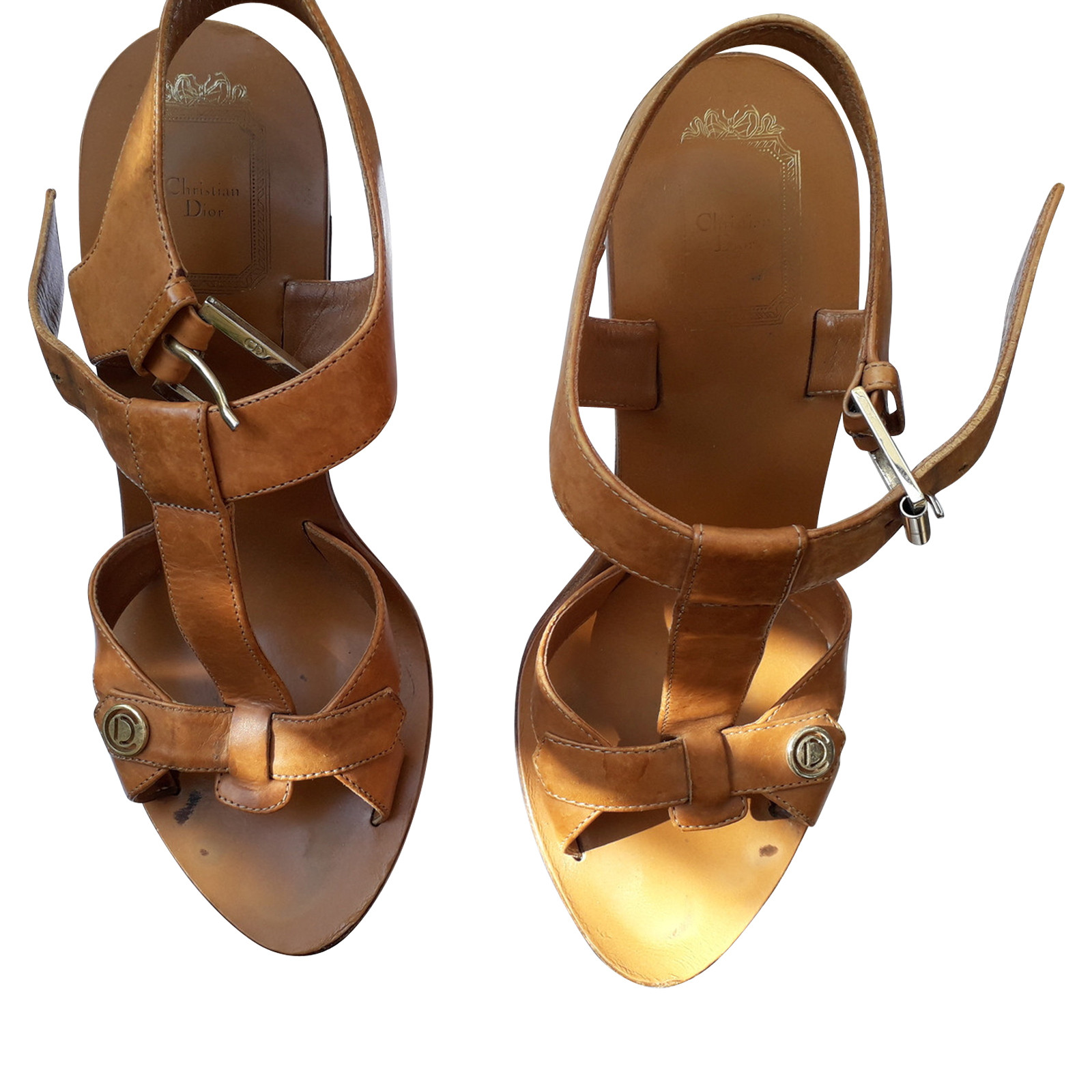 Christian Dior Sandals in Beige - Second Hand Christian Dior Sandals in  Beige buy used for 99€ (4309928)