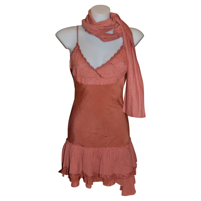 Pinko robe avec foulard