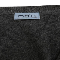Malo V-neck sweater in cashmere