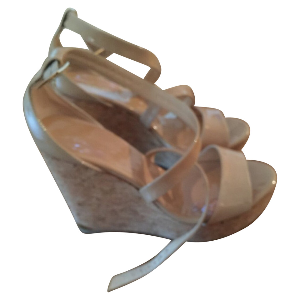 Jimmy Choo Sandals Patent leather in Cream