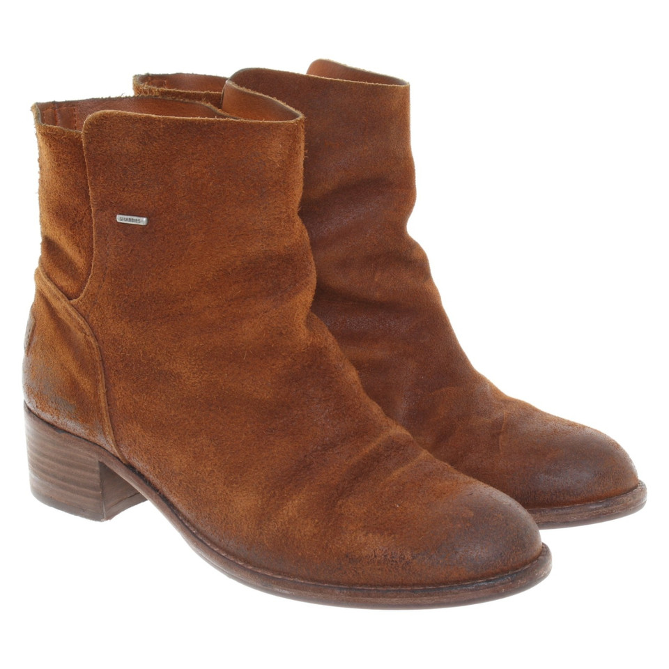 Shabbies Amsterdam Suede ankle boots