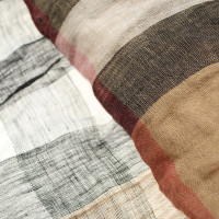 Burberry Scarf/Shawl Linen