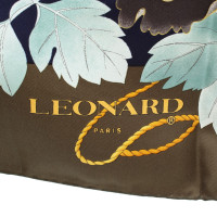 Leonard Cloth with floral pattern