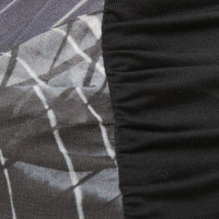 Karen Millen Kleid mit grafischem Muster